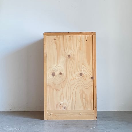 Solid Pine Cabinet from Les Arcs / Les Arcs architectural team