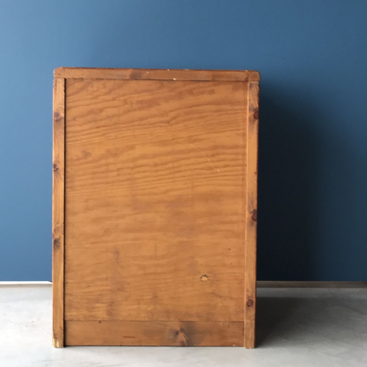 ペリアン レザルク Charlotte Perriand les arcs 1 Charlotte Perriand – Les arcs 1600 cabinet - Objet d' art