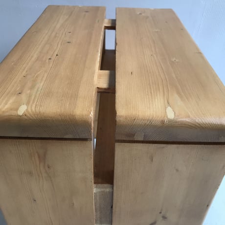Slit Stool for "Les Arcs"-1 / Charlotte Perriand / 1970s
