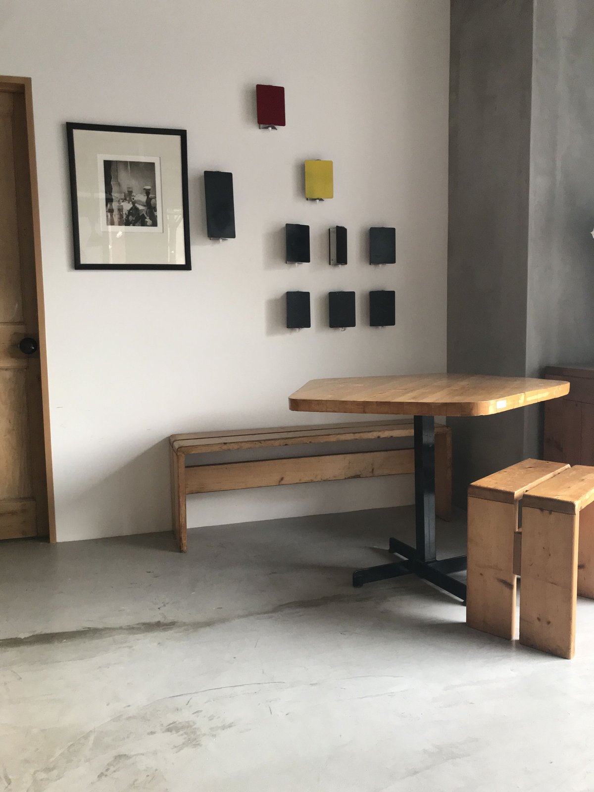 雰囲気バツグン Perriand Les Arcs ペリアン レザルクチェア 2 Charlotte Perriand / les arcs chair - HARRYS ANTIQUE MARKET