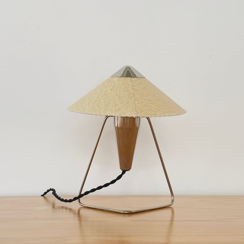 N-30 “Chinese Woman”Lamp-4 (Steel)/ Helena Fra N-30 “Chinese Woman”Lamp-4 (Steel)/ Helena Fra