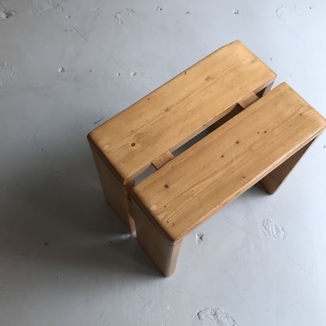 Slit Stool for "Les Arcs"-1 / Charlotte Perriand / 1970s