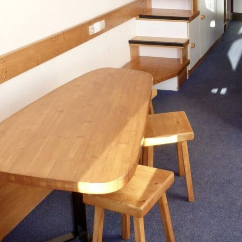 Square Seat Stool for Les arcs-2 / Charlotte Pe