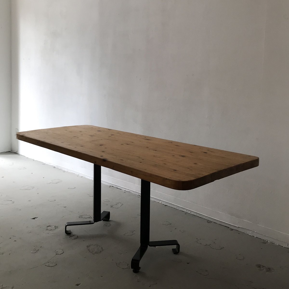 シャルロットペリアン レザルク テーブル Les Arcs tabel シャルロット ペリアン テーブル - Les Arcs 1969 モデル パイン