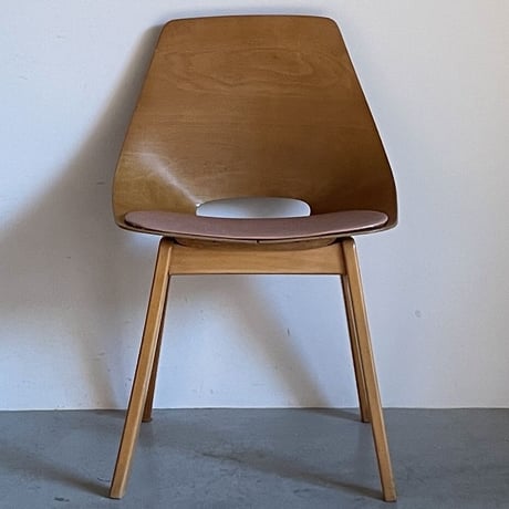 Tonneau Chair-Wood Leg-Pink Seat / Pierre Guariche-2