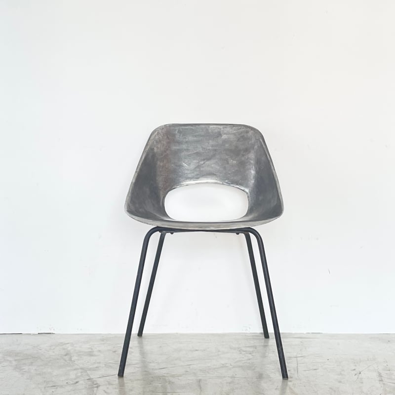 Tulip Chair- Aluminum core ver. -B / Pierre Gua Tulip Chair- Aluminum core ver. -B / Pierre Gua