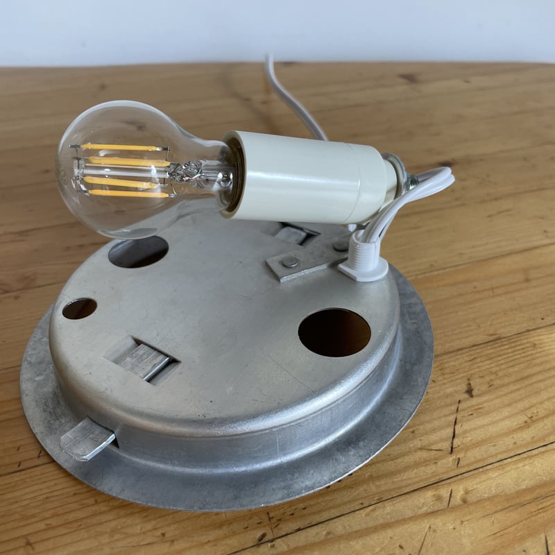 Dora Lamp-B / Andre Cazenave | CONTOUR