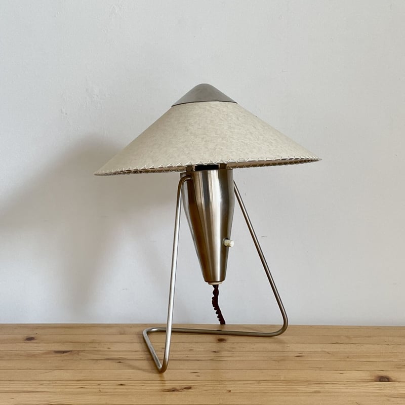 N-30 “Chinese Woman”Lamp-1 (Steel)/ Helena Fra N-30 “Chinese Woman”Lamp-1 (Steel)/ Helena Fra