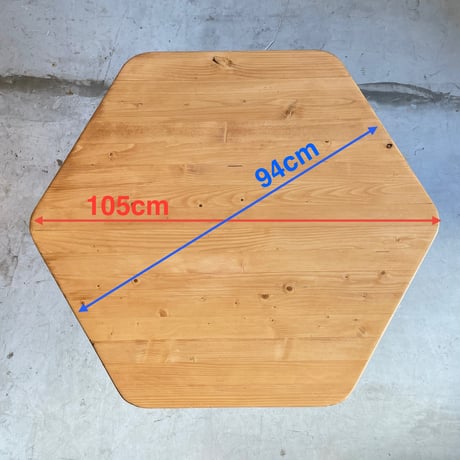 Hexagonal Table for "Les Arcs" / Charlotte Perriand