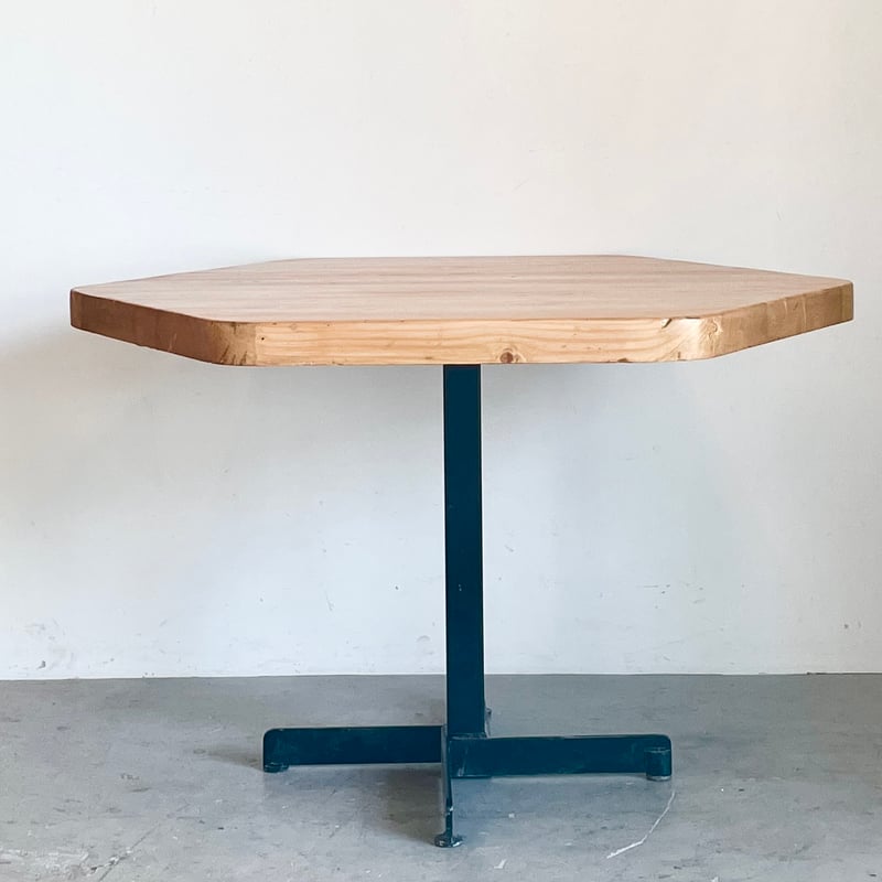 Hexagonal Table for 