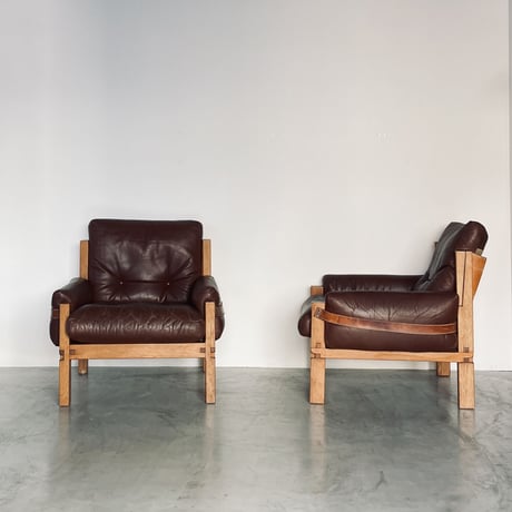 S15  Arm Chair -2 / Pierre Chapo / ca.1960