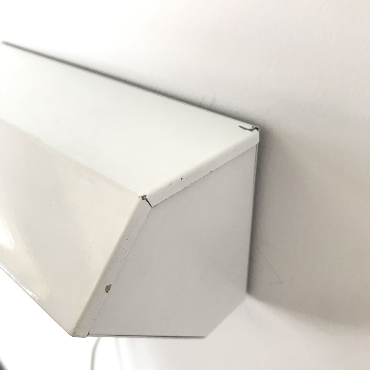 Model,9005 White/ Hans-Agne Jakobsson/ ELIDUS( Model,9005 White/ Hans-Agne Jakobsson/ ELIDUS(