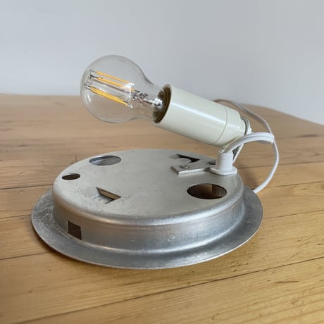 Dora Lamp-A / Andre Cazenave