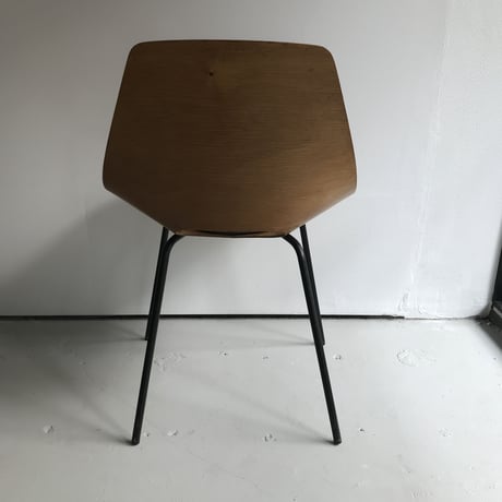 Tonneau Chair / Pierre Guariche