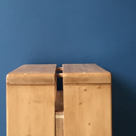Slit Stool for "Les Arcs"-1 / Charlotte Perriand / 1970s