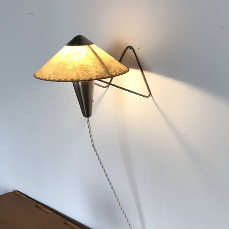 N-30 “Chinese Woman” Table Lamp / Helena Frantova