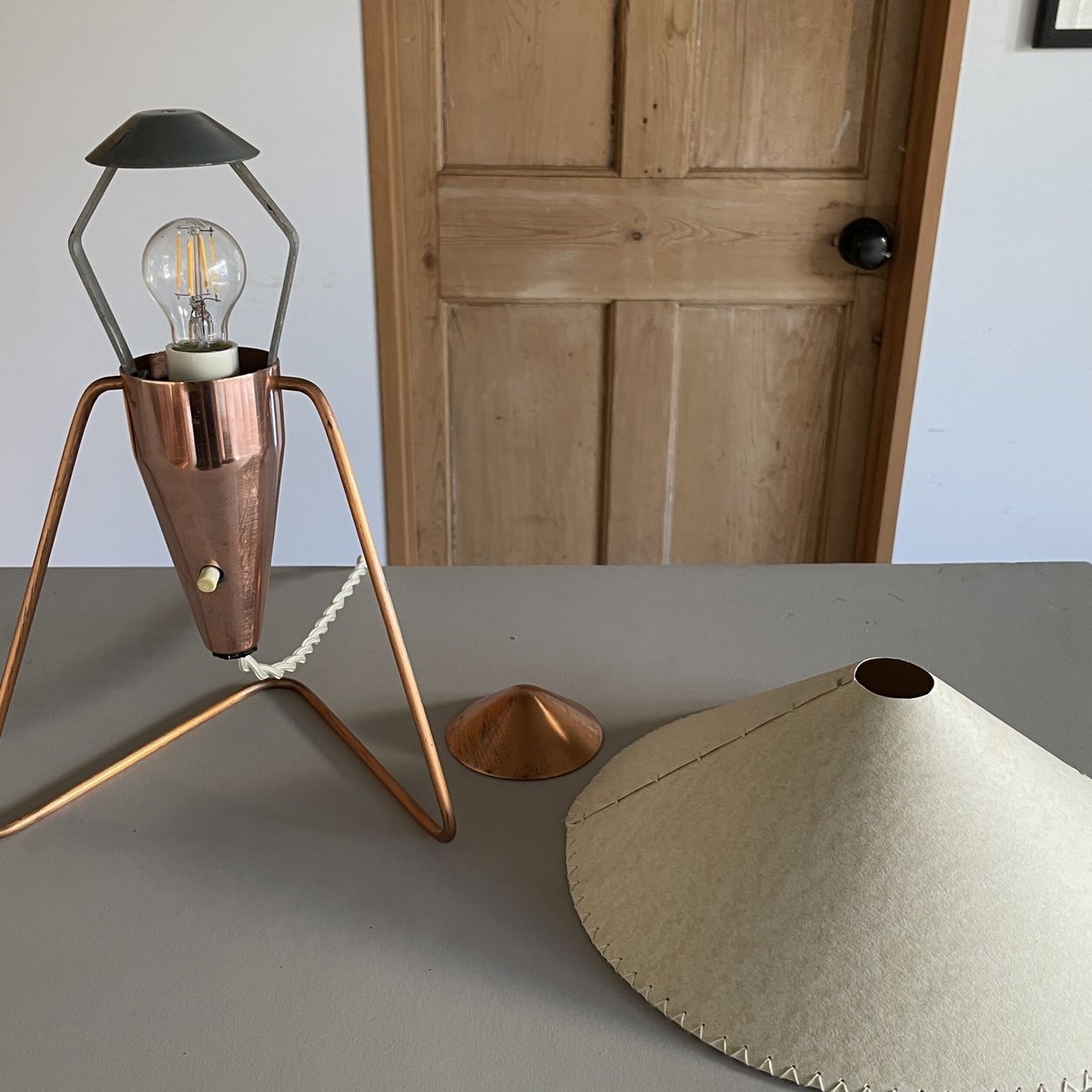 N-30 “Chinese Woman” Lamp (Copper)/ Helena Fr N-30 “Chinese Woman” Lamp (Copper)/ Helena Fr
