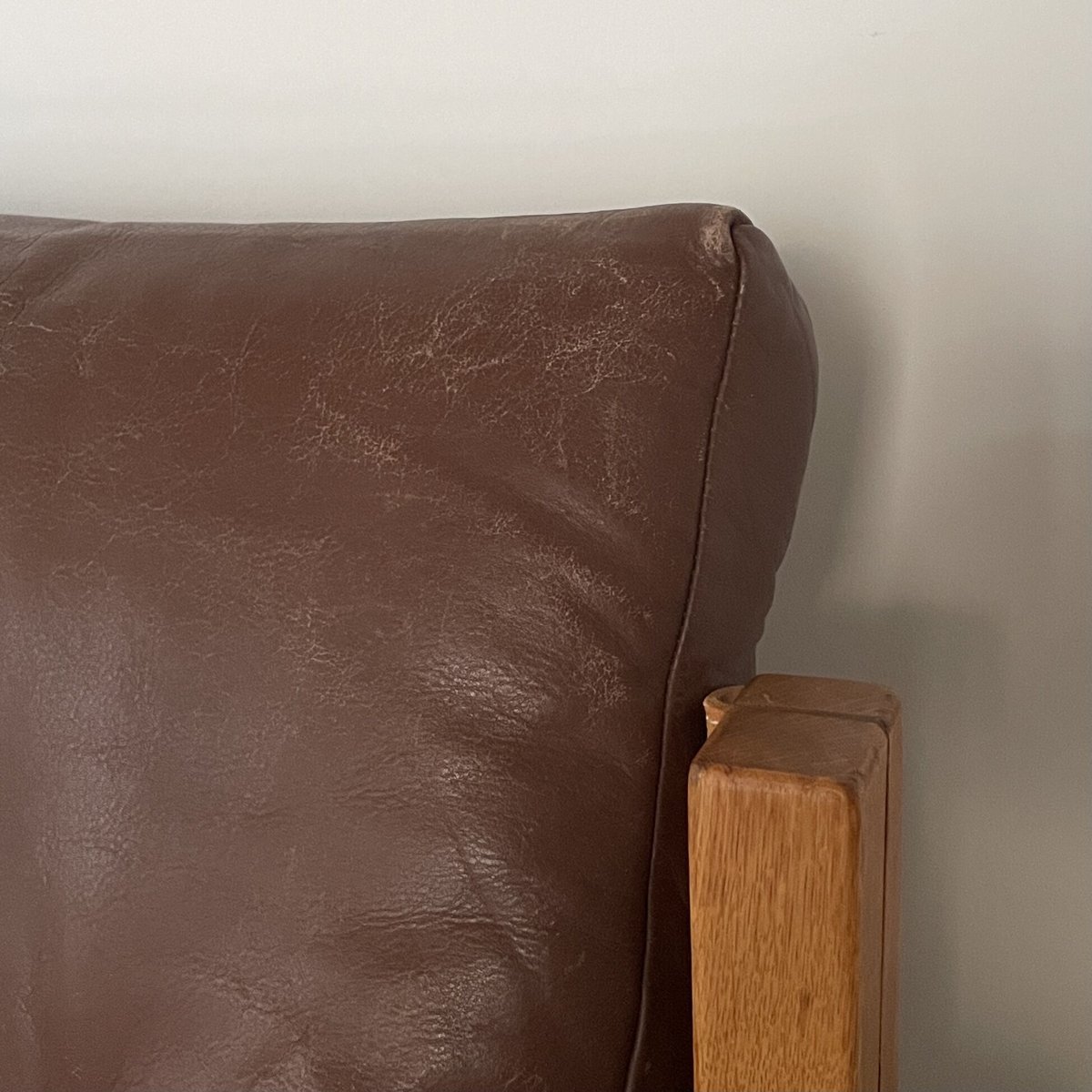 PRICE/ASK］S32 Sofa (Solid Oak) / Pierre Chapo
