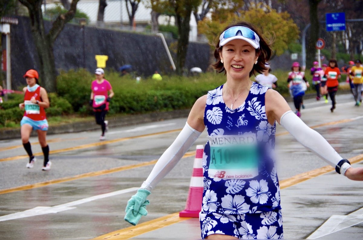 完売】ルコックコラボHAWAIIを感じるアロハ柄ランニングウェア