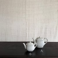 4.白磁のミニティーポット