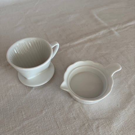 10.白磁のコーヒードリッパーset