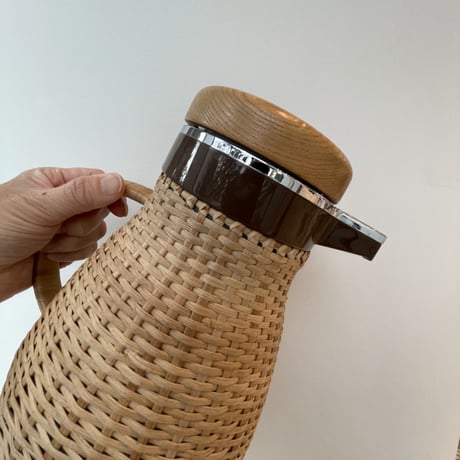象印　籐の魔法瓶ポット　1000ml
