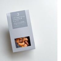 threefold smoked nuts