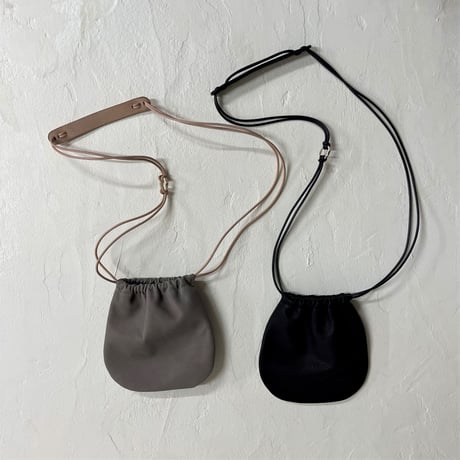 仔牛革 ミニ巾着　Sサイズ・ロング（ポシェット）（CMK-S-L）