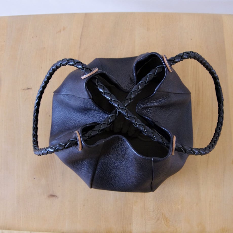 62a85c1ed085ee04057cad94