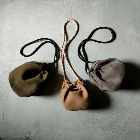 ヌイトメル　バッグ 美品 nuitomeru ヌイトメル トートバッグ 日本製 レザー マグネット