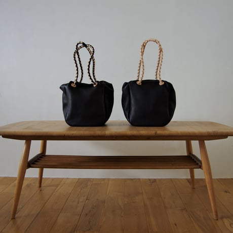 専用＊希少！美品！nuitomeru 巾着bag MS＊ nuitomeru _ ピッグスエード巾着バッグ-S（PSKT-S）GRG - NODE