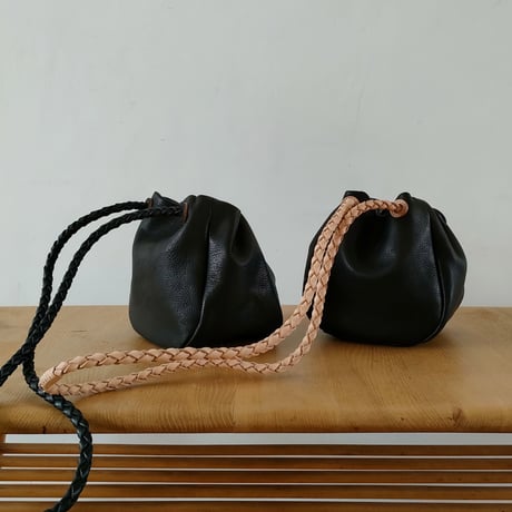 山羊革 巾着トートバッグ-Sサイズ・ブラック（GOKT-S-BK）