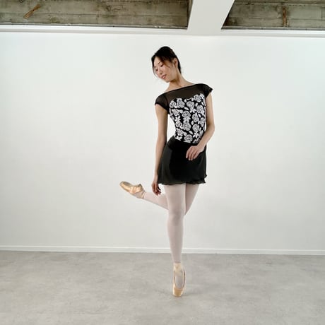 Noir Rose（ノワールローズ） B neck / Half Sleeve　⑥