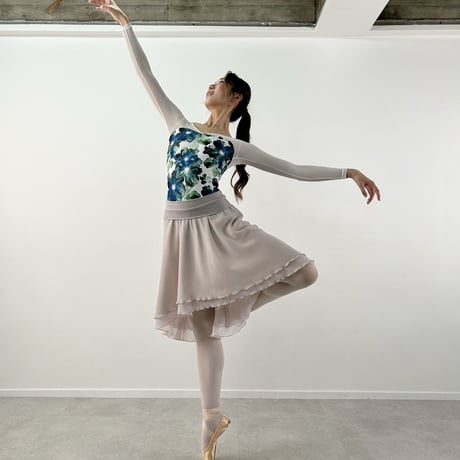 Aqua Bloom（アクアブルーム） V neck / Long Sleeve　①