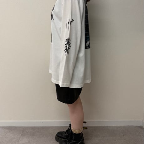 【ight】stone white L/S TEE