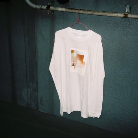 【ight】graphic L/S tee