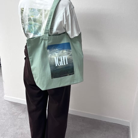 【ight】Graphic tote bag