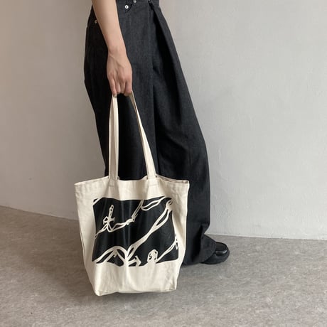 【ight】shadow pocket tote bag