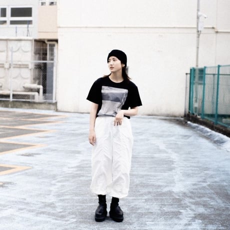 【ight】monochrome TEE