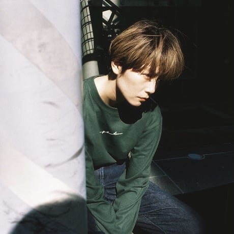 【ight】back print L/S tee