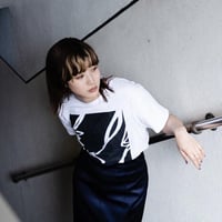 【ight】monochrome TEE