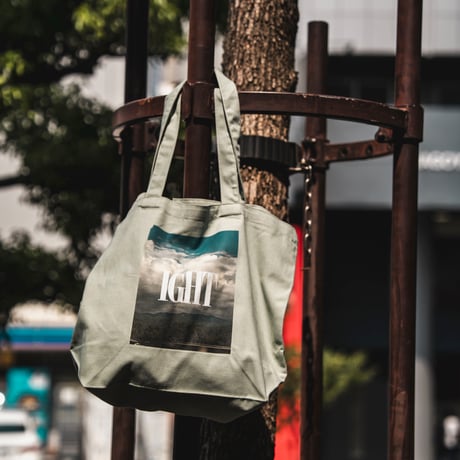 【ight】Graphic tote bag