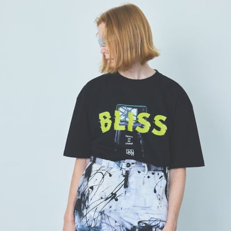 “BLISS” H/S TEE black