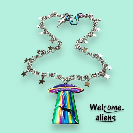 ⭐︎Abducted by a UFO⭐︎ necklace