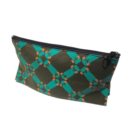 Pen case / skateboard