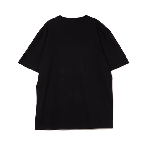"DONE" PRINT TEE / black