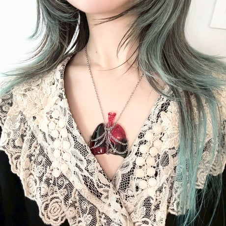 Bondage lungs necklace