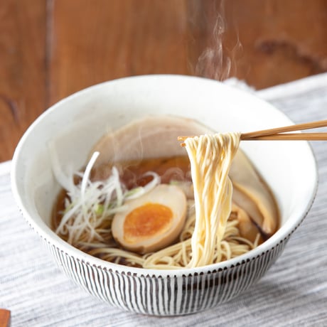 【全卵入り】醤油系細麺（１００ｇ）