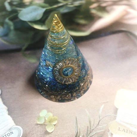 ランさまオーダー＊白蛇抜け殻入り＊盛り塩オルゴナイト Amazon.co.jp: 風水オルゴナイト盛り塩六芒星チャーム付き八角皿