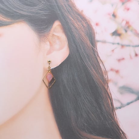 ひし形フープ【美濃和紙のイヤリング/ピアス】ピンク